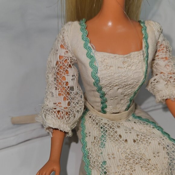 1966 Vintage Sunset Malibu Barbie Doll with Sunglasses still attached. Japan. - Picture 3 of 16